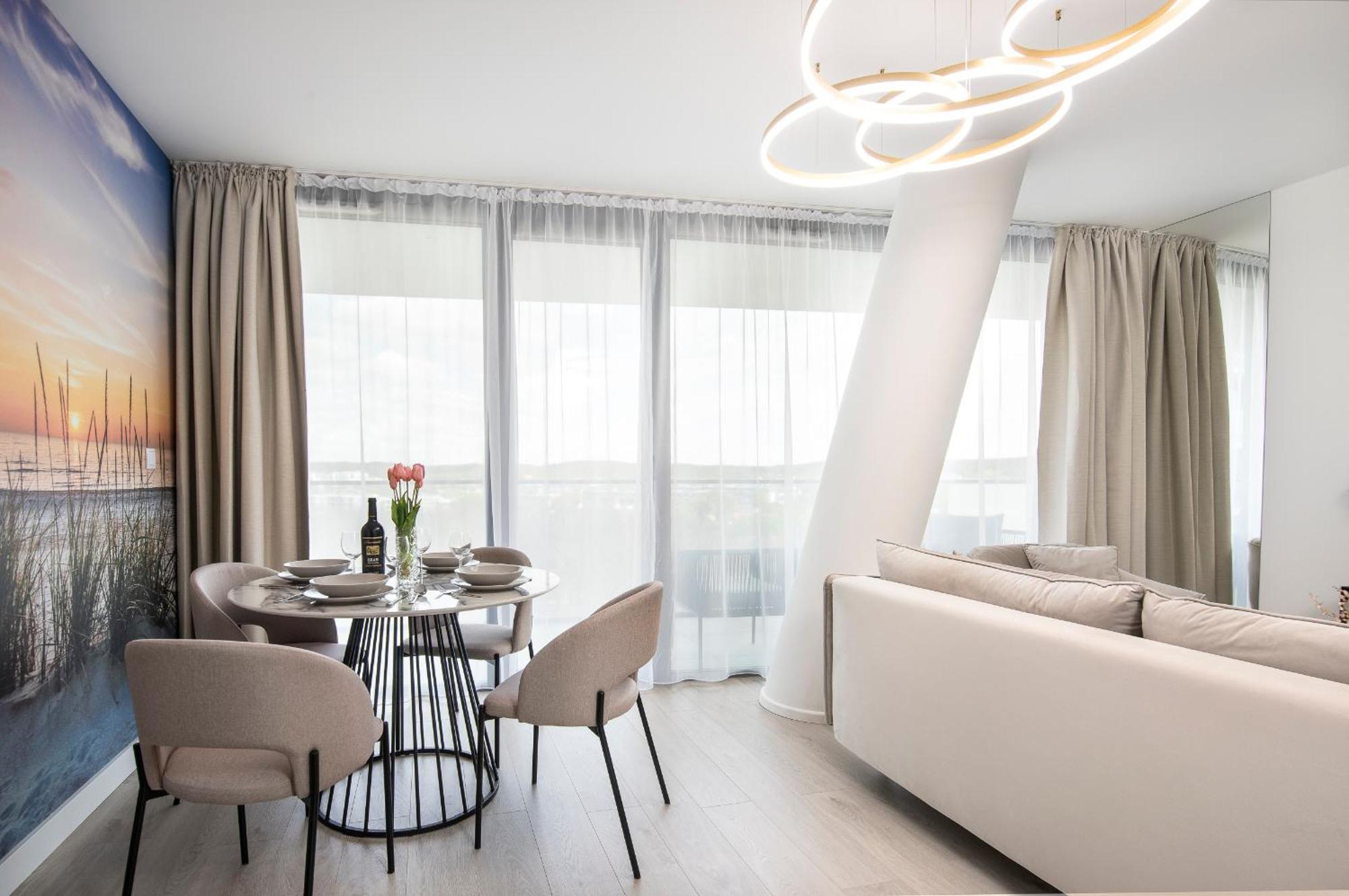 Wave Panorama 8Th Floor Sea View Apartment Miedzyzdroje Exterior photo